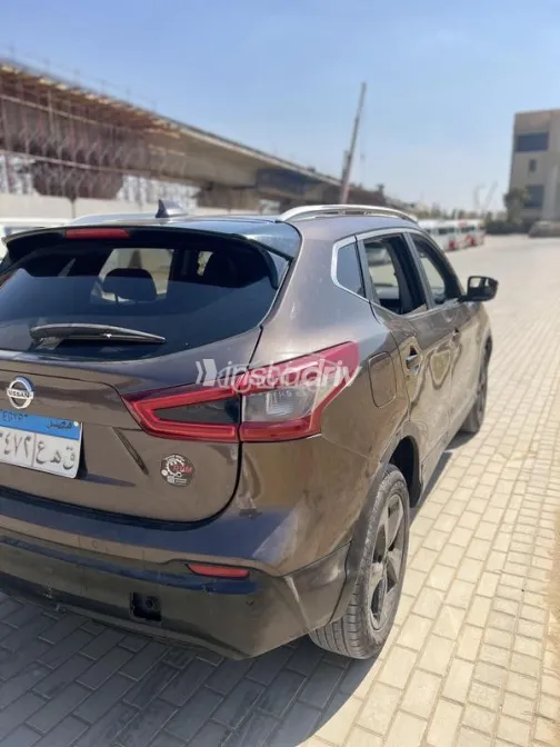 Nissan Qashqai 2019 White Used for Sale - 5