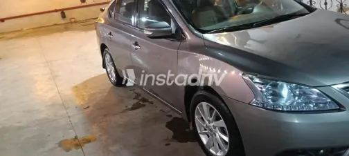 نيسان سنترا 2018 أبيض مستعملة للبيع - 3