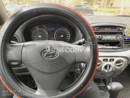 Hyundai Accent 2011 Gray Used for Sale - 5