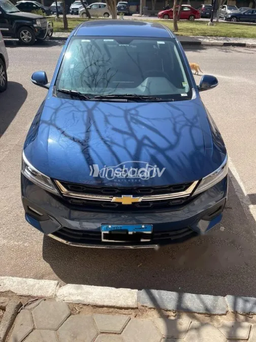 Chevrolet Optra 2025 White Used for Sale - 5