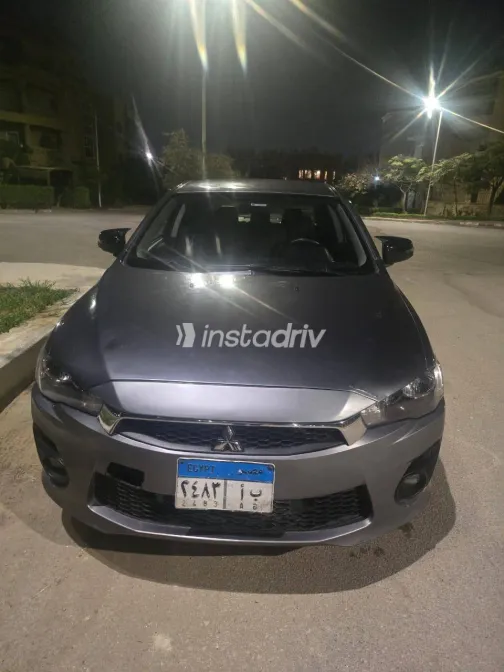 ميتسوبيشي لانسر اى اكس شارك 2018 أبيض مستعملة للبيع - 1