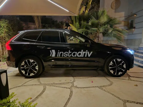 فولفو XC60 2026 أبيض مستعملة للبيع - 5