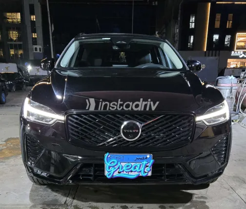 فولفو XC60 2026 أبيض مستعملة للبيع - 8