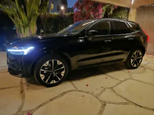 فولفو XC60 2026 أبيض مستعملة للبيع