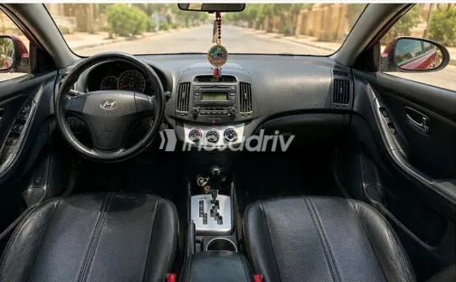 Hyundai Elantra HD 2020 White Used for Sale - 3