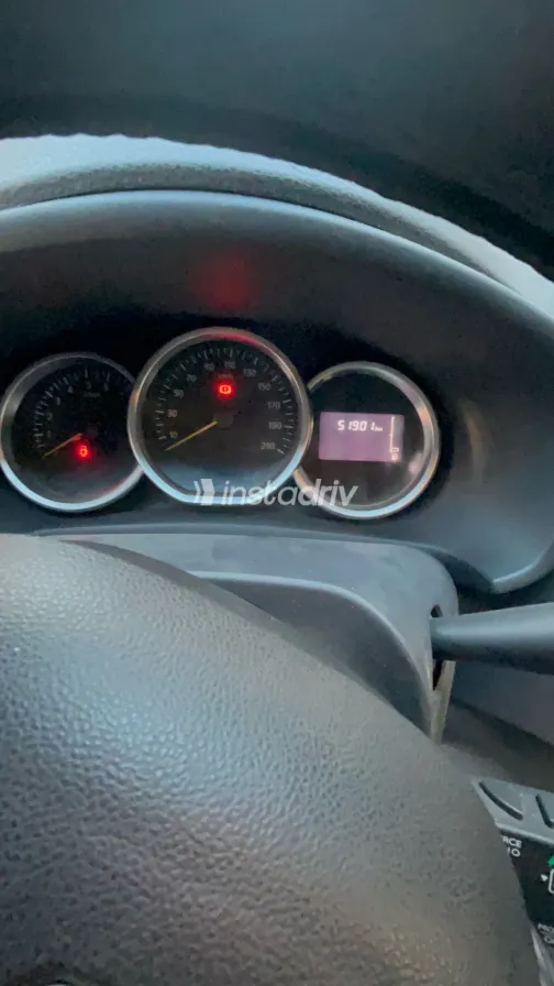 Renault Sandero Step Way 2021 White Used for Sale - 1