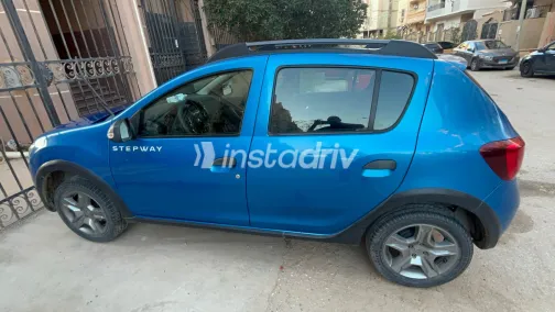 Renault Sandero Step Way 2021 White Used for Sale - 10