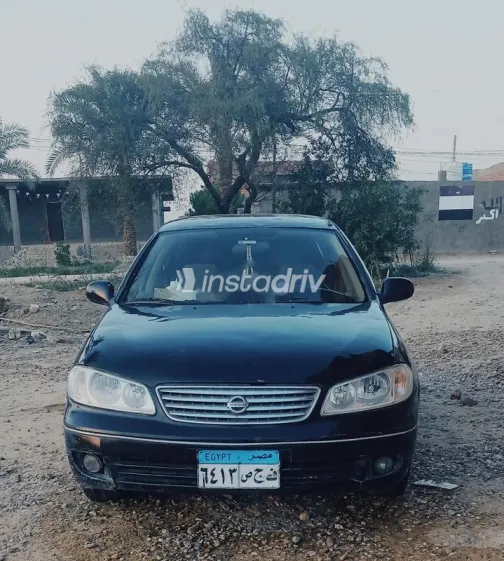 نيسان صنى 2007 أسود مستعملة للبيع - 1