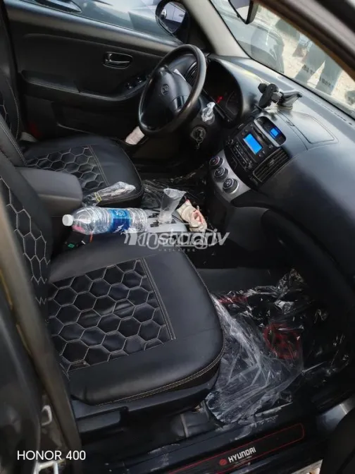 Hyundai Elantra HD 2019 Gray Used for Sale - 5