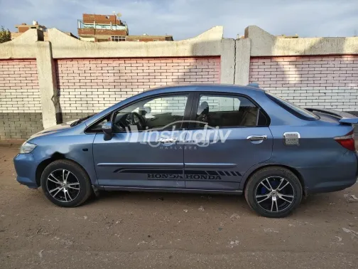 Honda City 2006 White Used for Sale - 1