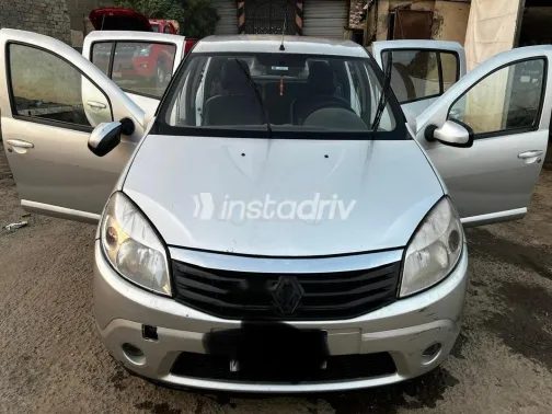Renault Sandero 2014 Silver Used for Sale - 9