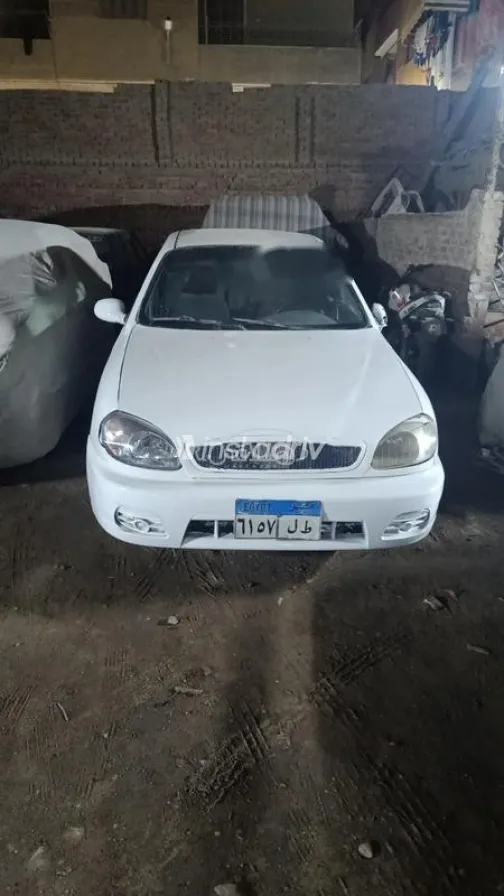 Chevrolet Lanos 2009 White Used for Sale - 2
