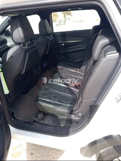 Peugeot 5008 2021 White Used for Sale - 3