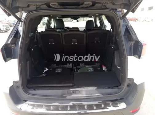 Peugeot 5008 2021 White Used for Sale - 8