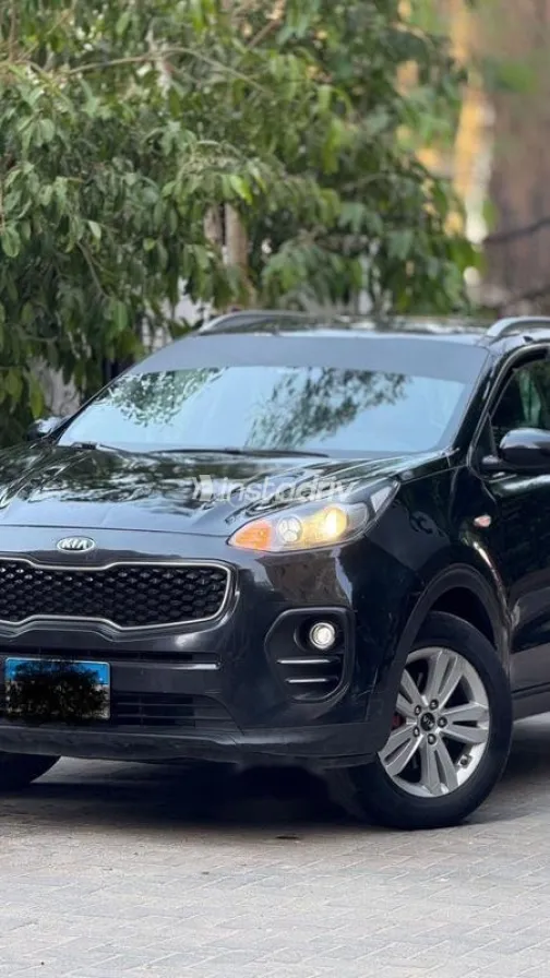 Kia Sportage 2018 White Used for Sale - 1
