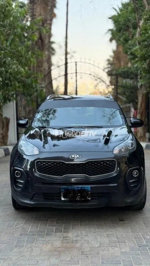 Kia Sportage 2018 White Used for Sale - 3