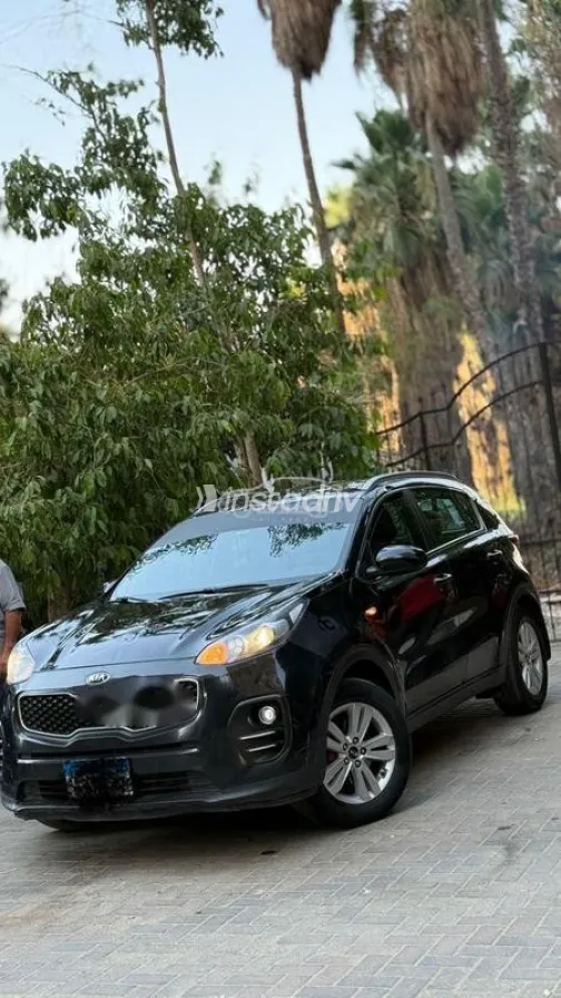 Kia Sportage 2018 White Used for Sale - 8