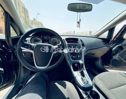 Opel Astra 2016 Brown Used for Sale - 4