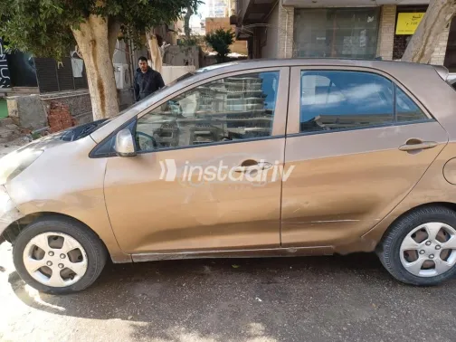 Kia Picanto 2013 Mocha Used for Sale - 3