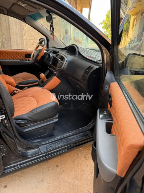 Hyundai Matrix 2009 White Used for Sale - 2