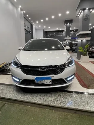 Chery Arrizo 5 2025 White Used for Sale