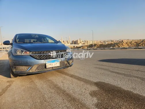 شيرى اريزو 5 2020 أبيض مستعملة للبيع - 1