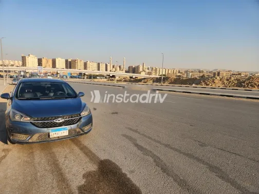 شيرى اريزو 5 2020 أبيض مستعملة للبيع - 2