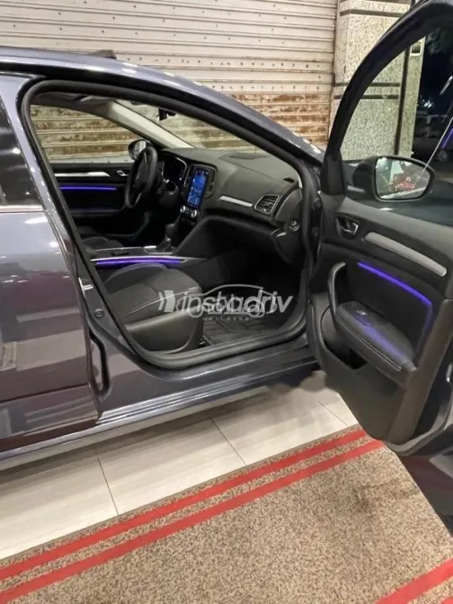 رينو ميجان 2026 أزرق غامق مستعملة للبيع - 8