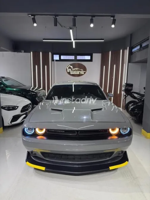 دودج تشالنجر 2023 رمادي مستعملة للبيع - 3