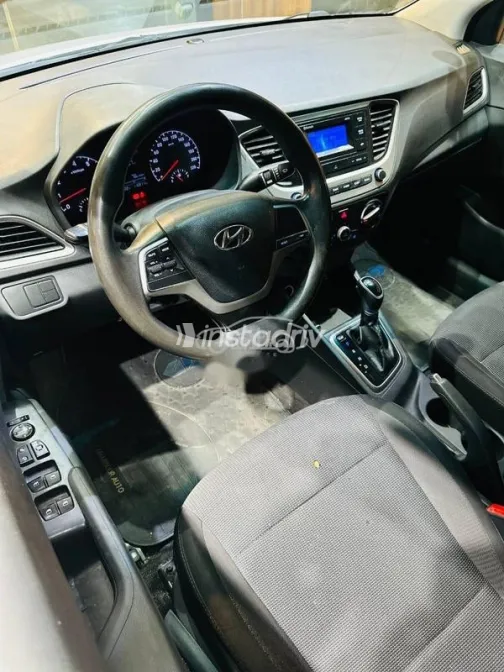 Hyundai Accent RB 2020 White Used for Sale - 7