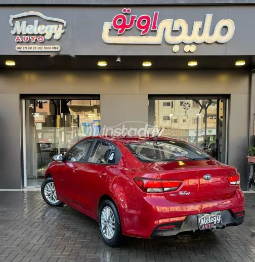 Kia Rio 2019 Red Used for Sale - 4