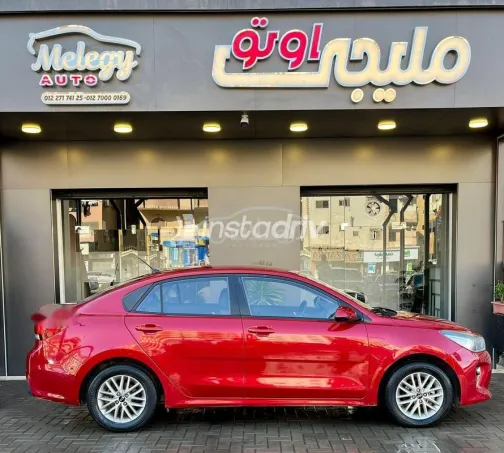 Kia Rio 2019 Red Used for Sale - 7