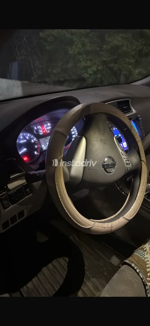 Nissan Sentra 2018 White Used for Sale - 1