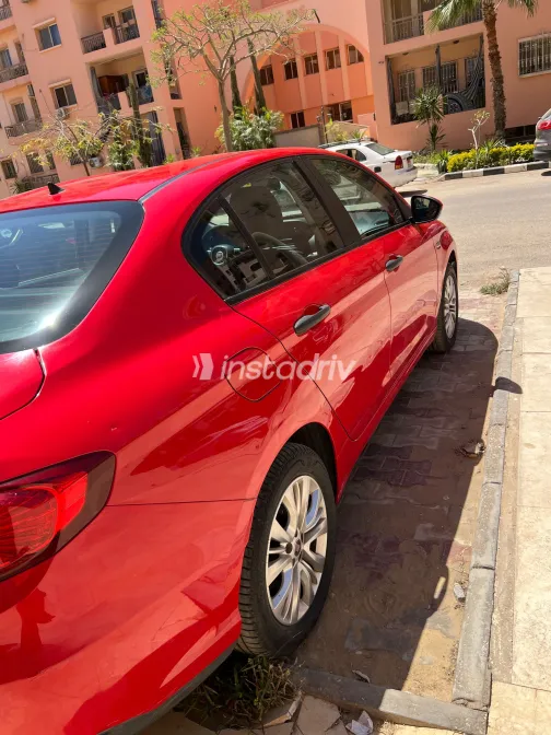 فيات تيبو 2019 أبيض مستعملة للبيع - 1