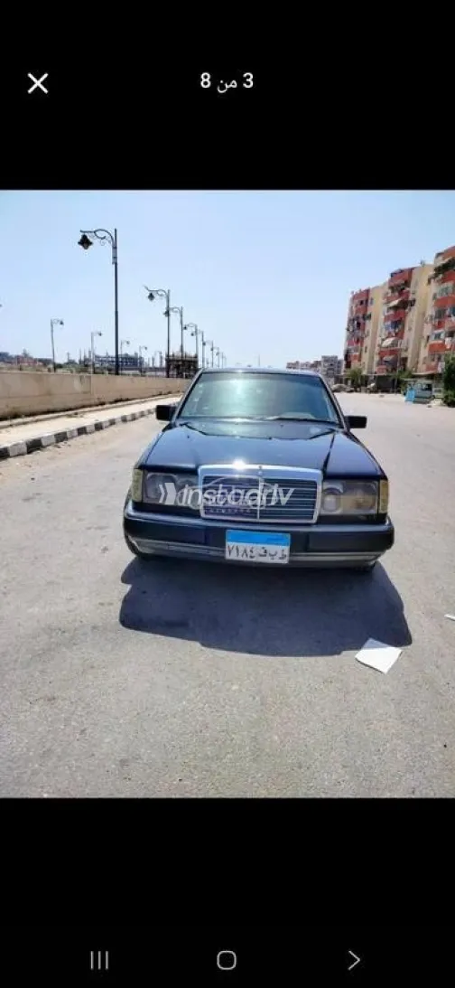 Mercedes E 200 1989 Black Used for Sale - 3