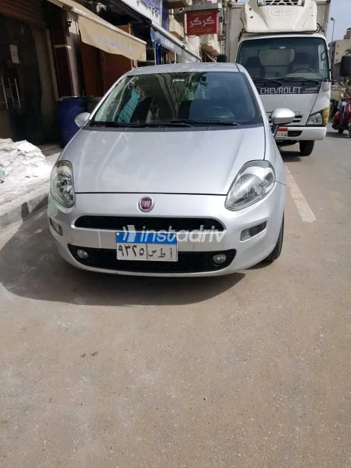 Fiat Punto 2019 White Used for Sale - 4