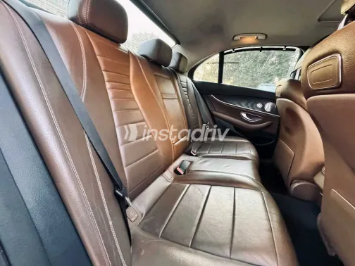 Mercedes E 180 2018 White Used for Sale - 7