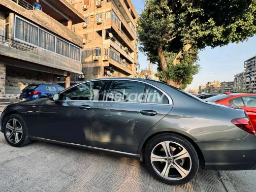 Mercedes E 180 2018 White Used for Sale - 8