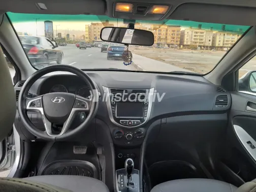 Hyundai Accent RB 2024 White Used for Sale - 1