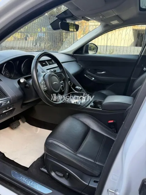 Jaguar E-pace 2019 White Used for Sale - 5