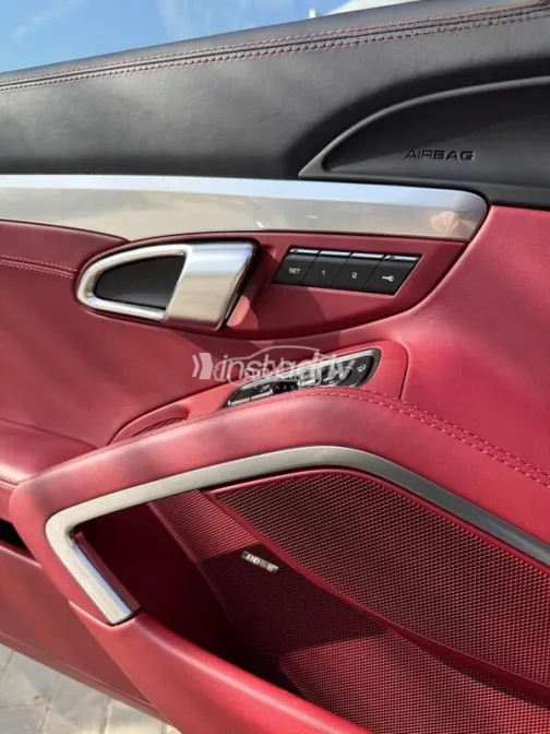 Porsche Boxster 2025 Gray Used for Sale - 8