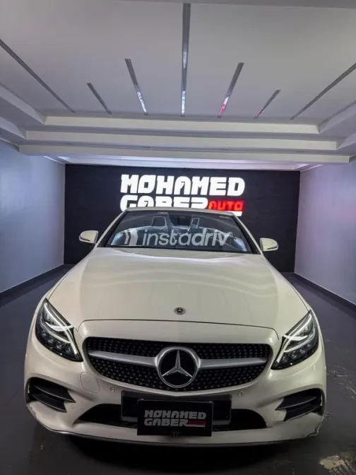 Mercedes C 180 2021 White Used for Sale - 1