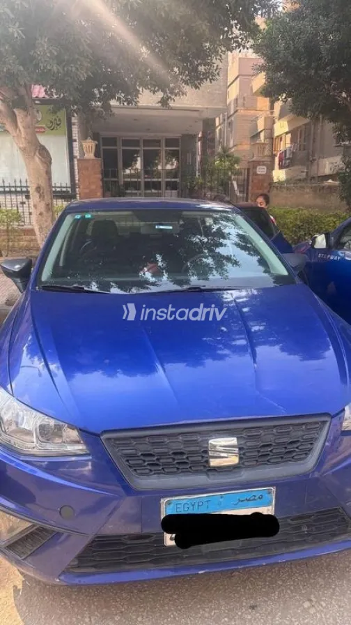 سيات ابيزا 2021 أزرق مستعملة للبيع - 2