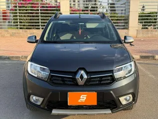 رينو سانديرو  ( ستيب  واى ) 2022 رمادي مستعملة للبيع