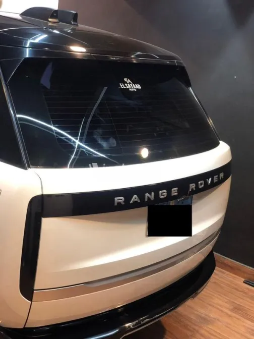 Land Rover Range Rover Vogue 2023 White Used for Sale - 4