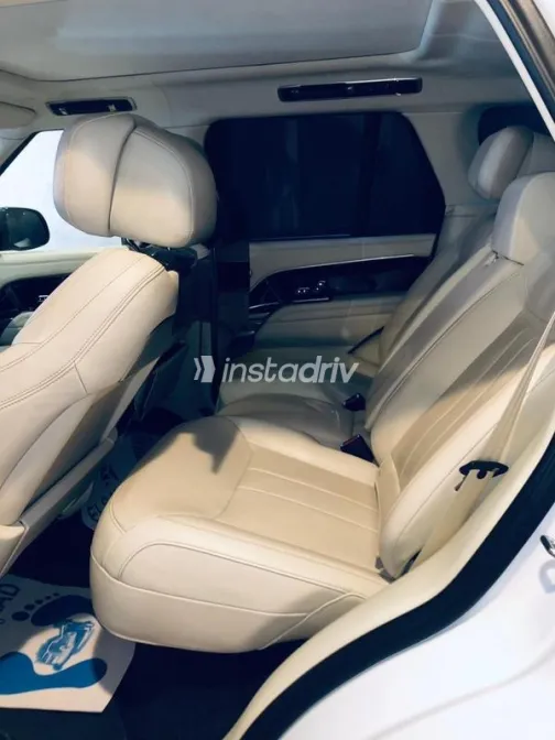 Land Rover Range Rover Vogue 2023 White Used for Sale - 8