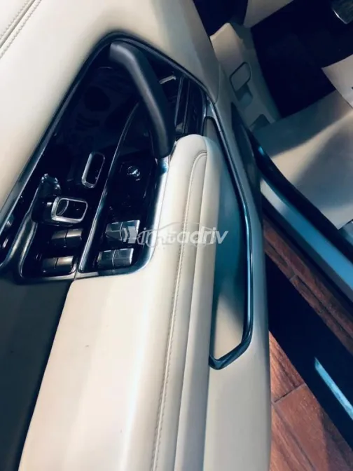 Land Rover Range Rover Vogue 2023 White Used for Sale - 9