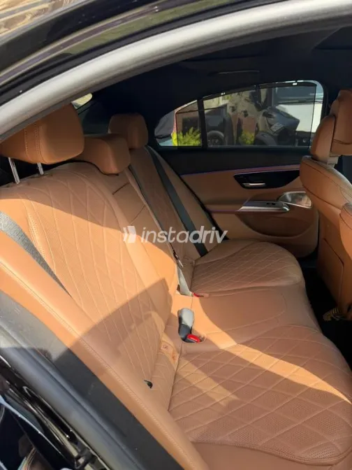 Mercedes E 200 2024 Black Used for Sale - 7