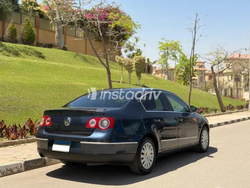 Volkswagen Passat 2006 Dark Blue Used for Sale - 5