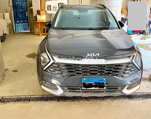 Kia Sportage 2023 White Used for Sale - 2